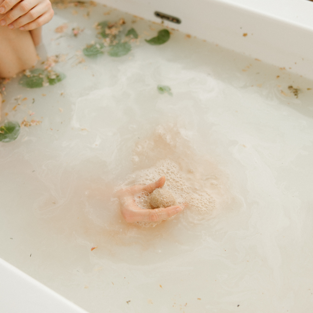 Pink & Gold Bath Bomb - Rose Gold