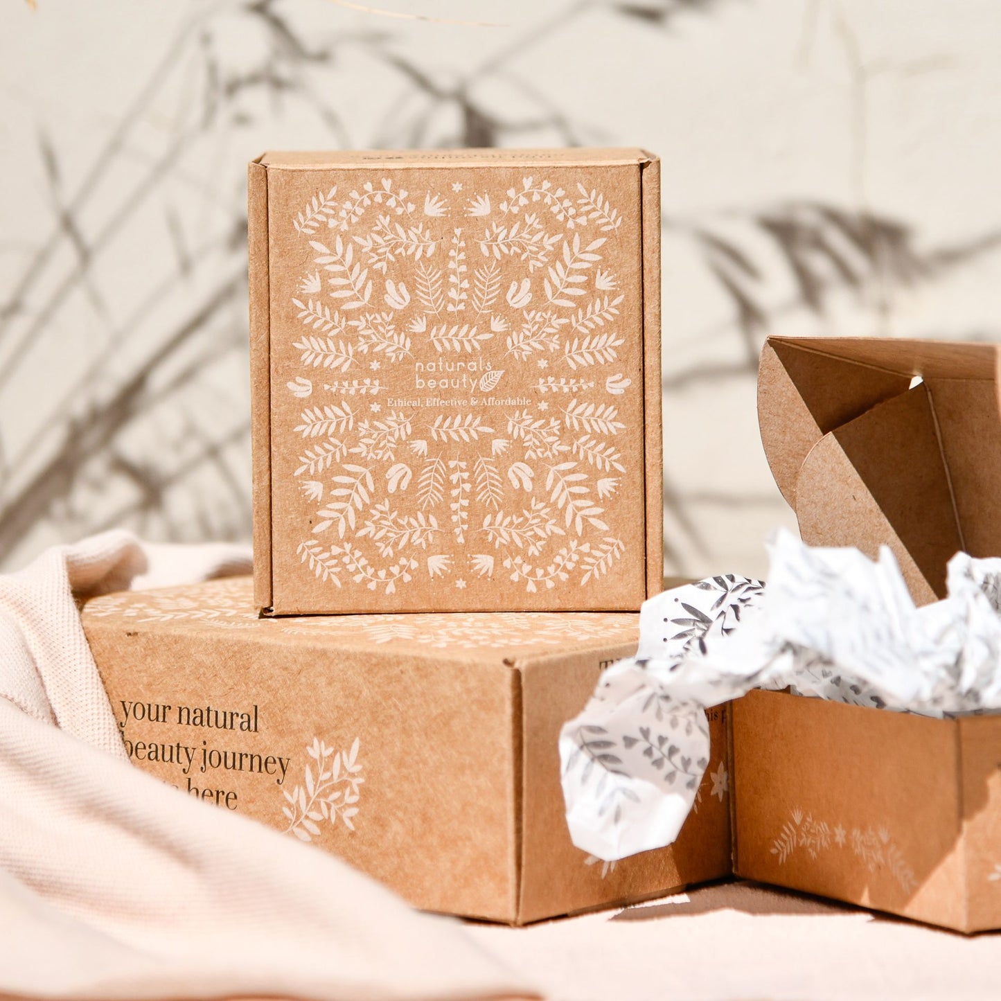 Essential Collection Gift Box Revitalize - Day, Night, Serum